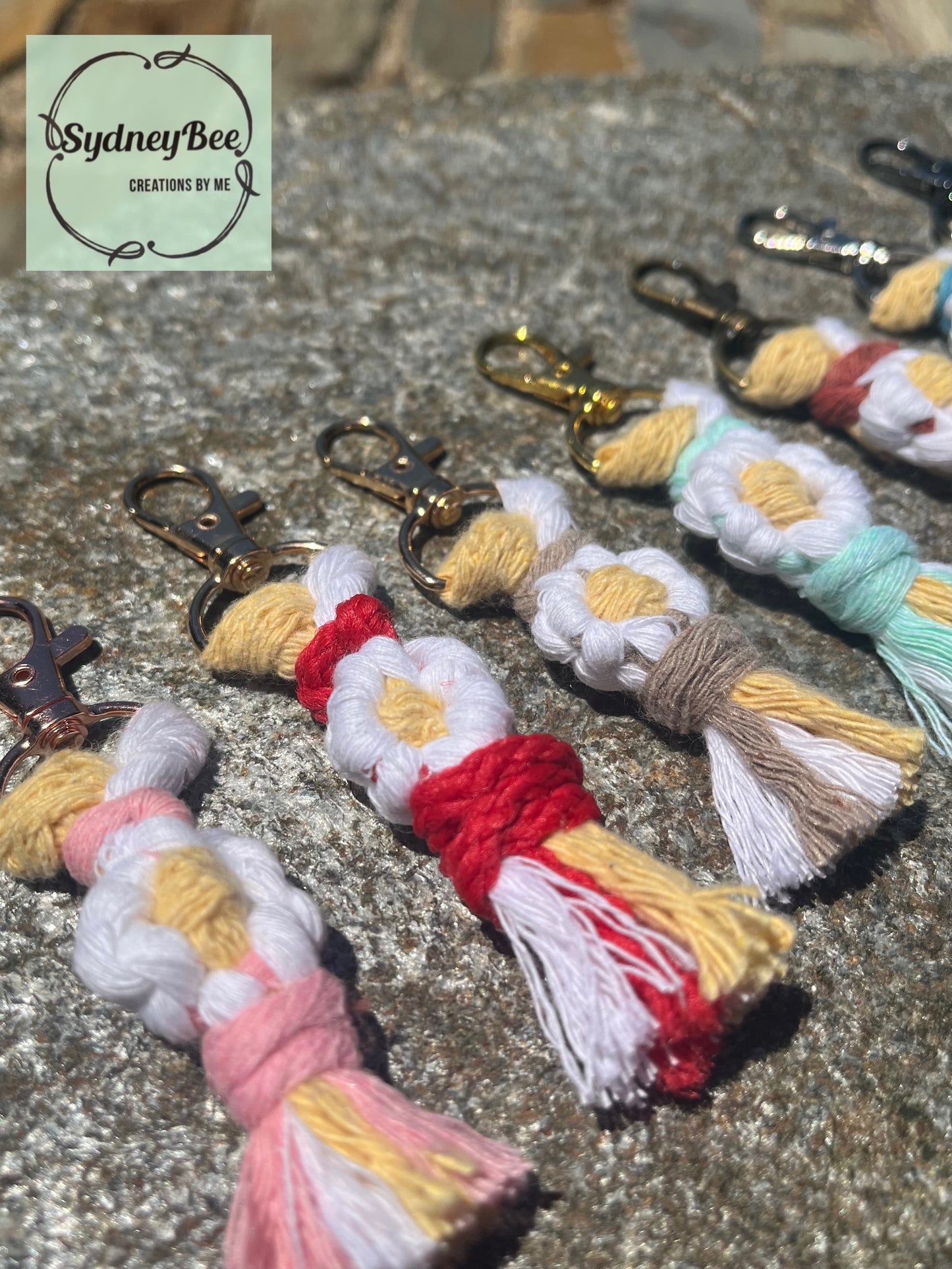 Daisy Keychain